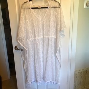 25% off 3+ Items  Swim suit cover up